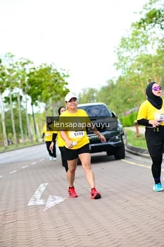 Runner Photo 1965499