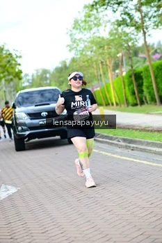 Runner Photo 1965553