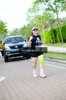 Runner Photo 1965559