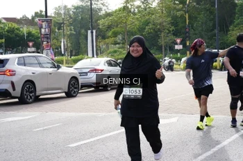 Runner Photo 1965715