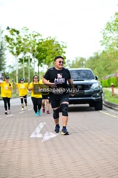 Runner Photo 1966000