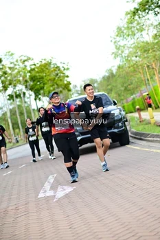 Runner Photo 1966228