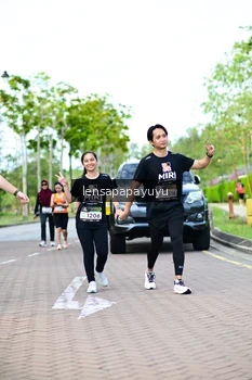 Runner Photo 1966279