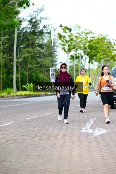 Runner Photo 1966292