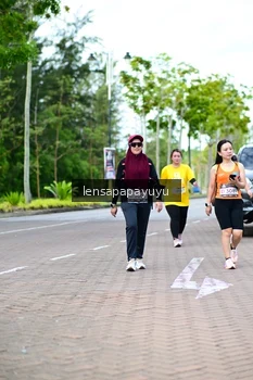 Runner Photo 1966295