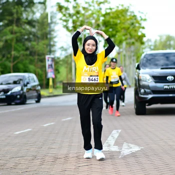 Runner Photo 1966347