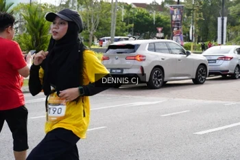 Runner Photo 1966359