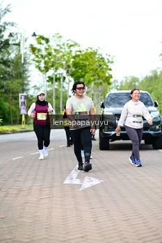 Runner Photo 1966490