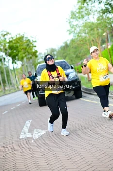 Runner Photo 1966560