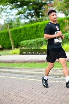 Runner Photo 1966773