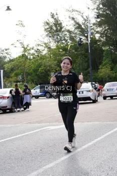 Runner Photo 1966843