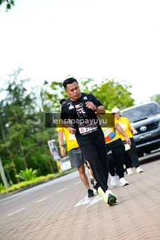 Runner Photo 1967315
