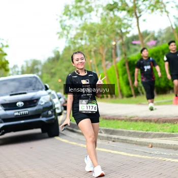Runner Photo 1967395