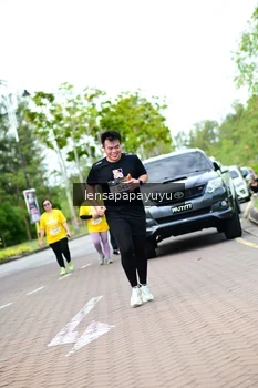 Runner Photo 1967505