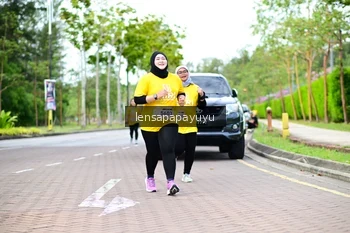 Runner Photo 1967741