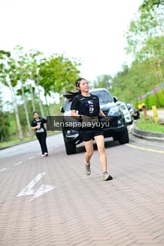 Runner Photo 1967760