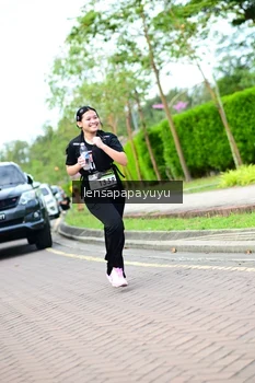 Runner Photo 1967779