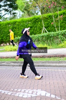 Runner Photo 1967895