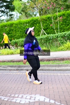 Runner Photo 1967899