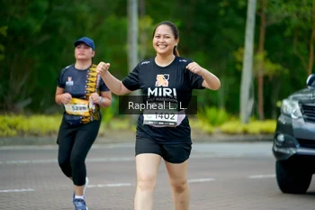 Runner Photo 1969993