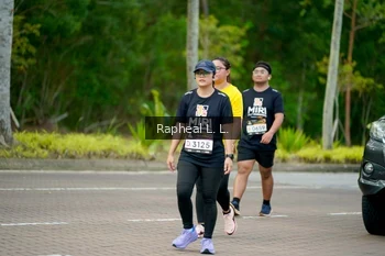 Runner Photo 1970175