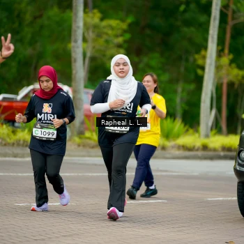 Runner Photo 1970771