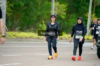 Runner Photo 1971962