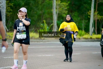 Runner Photo 1974359