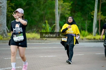 Runner Photo 1974366