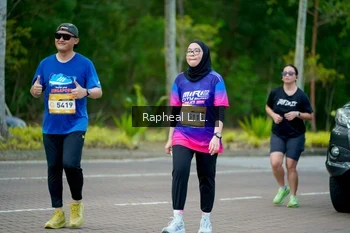 Runner Photo 1974485