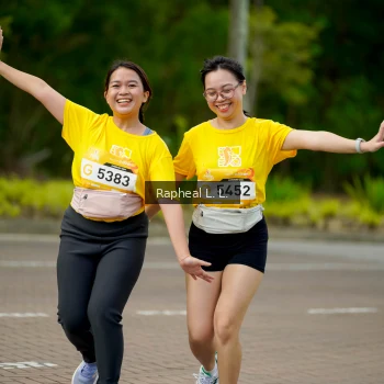 Runner Photo 1974624