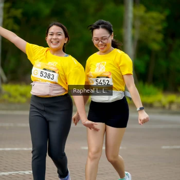 Runner Photo 1974636
