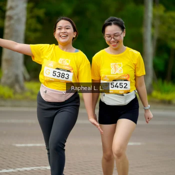 Runner Photo 1974644