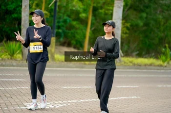 Runner Photo 1974857