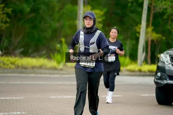 Runner Photo 1974905