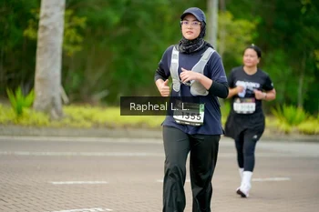 Runner Photo 1974925
