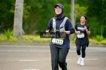 Runner Photo 1974933