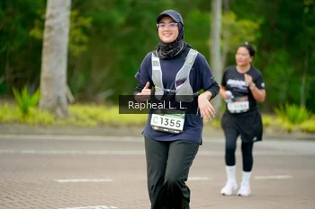 Runner Photo 1974935