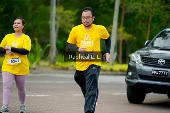 Runner Photo 1975048
