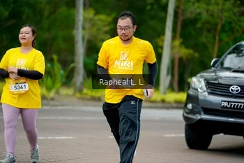 Runner Photo 1975049