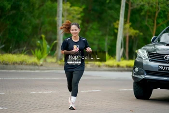 Runner Photo 1975112