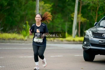 Runner Photo 1975129