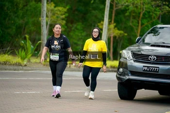 Runner Photo 1975200