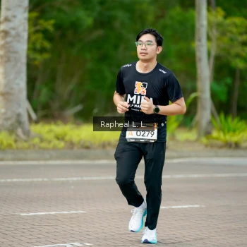 Runner Photo 1976596