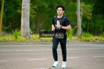 Runner Photo 1976599