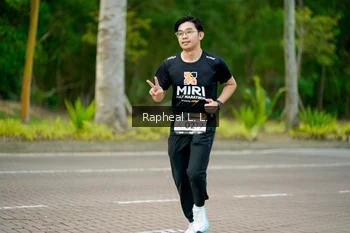 Runner Photo 1976614