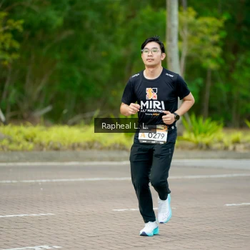 Runner Photo 1976918