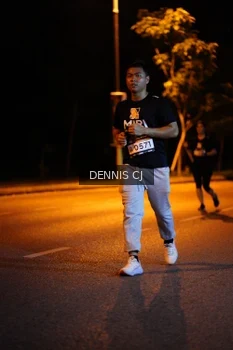 Runner Photo 1979995