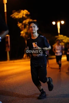 Runner Photo 1982360