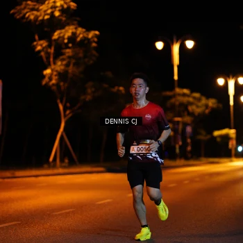 Runner Photo 1985883